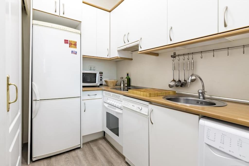 דירות Apartamento Proximo A Gran Via מדריד מראה חיצוני תמונה