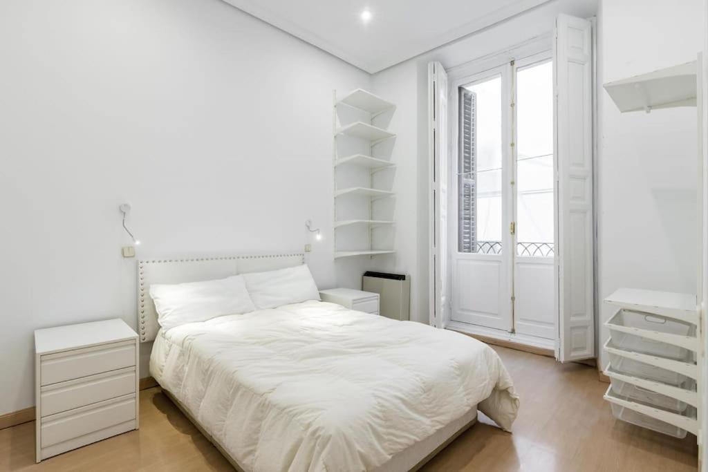 דירות Apartamento Proximo A Gran Via מדריד מראה חיצוני תמונה